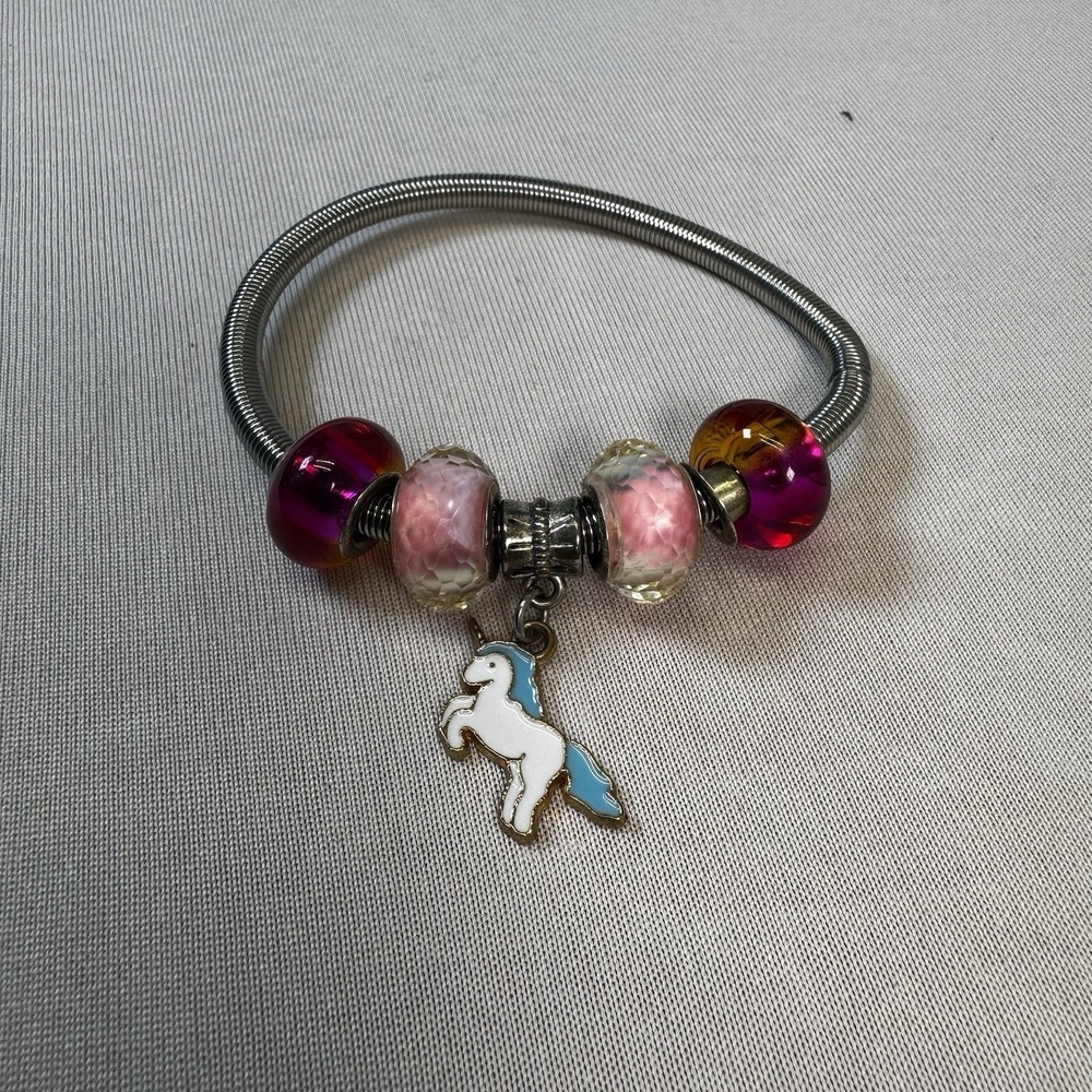 Silver Tone Stretch Unicorn Charm Bracelet‎